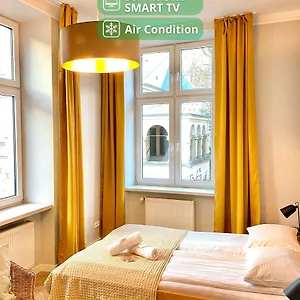 Apartment Faust In The Heart Of Kazimierz By Mint