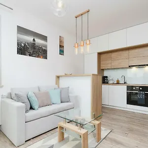  Apartament Dąbska By Renters